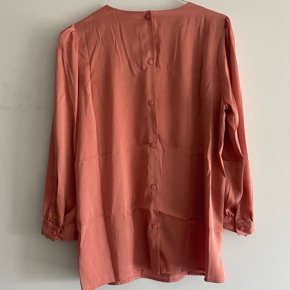 Forever 21 Button Detail Blouse - Picture 2 of 4